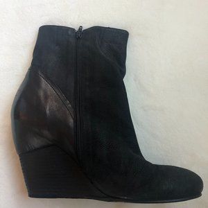 Vic Matie Black leather and suede bootie